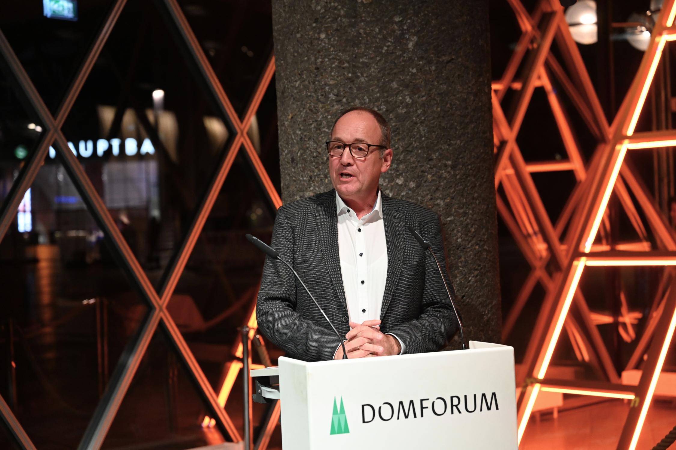 Rainer Tüschenbönner, Eröffnung HIMMELSLEITER, September 2025